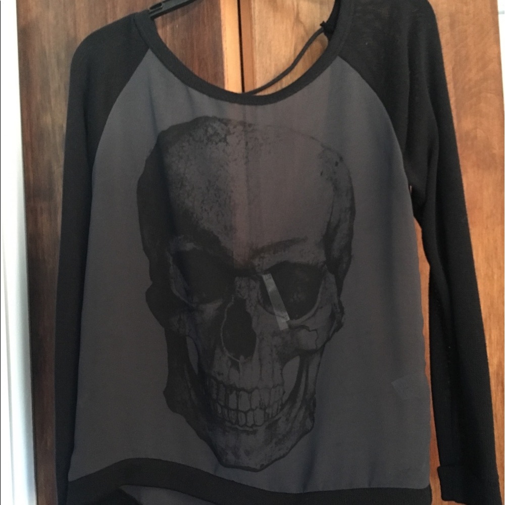 Mona B Sheer Skull Top Small